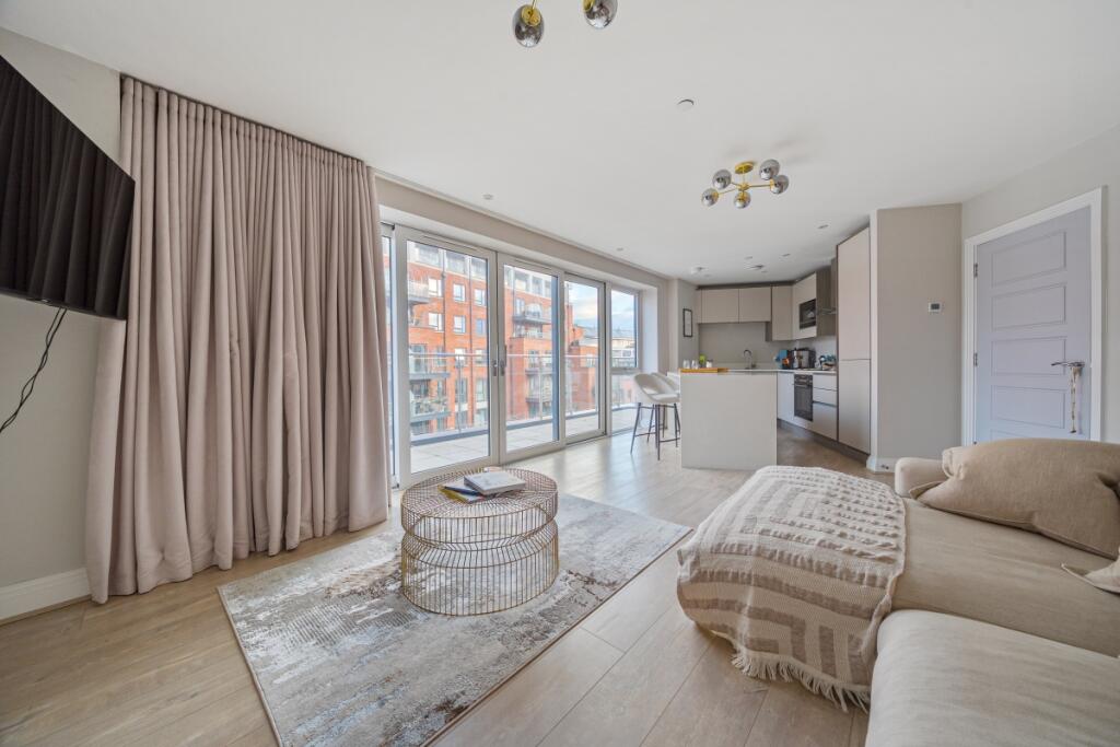 2 bed Apartment for rent in Maidenhead. From Hamptons - Maidenhead