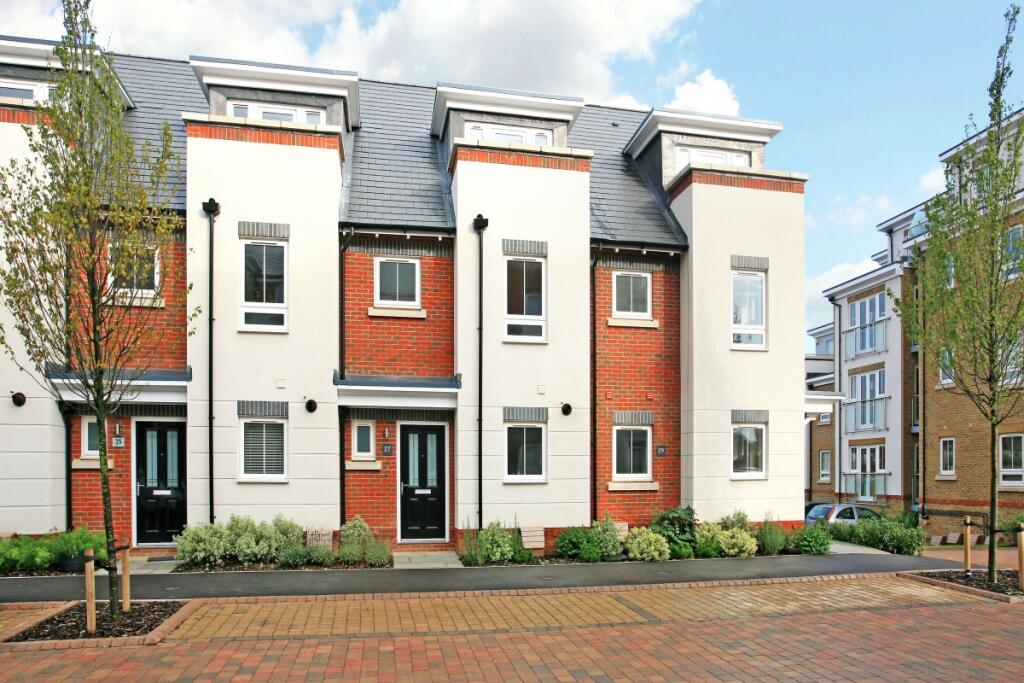 3 bed Town House for rent in Maidenhead. From Hamptons - Maidenhead 3 bed Town House for rent in Maidenhead. From Hamptons - Maidenhead
