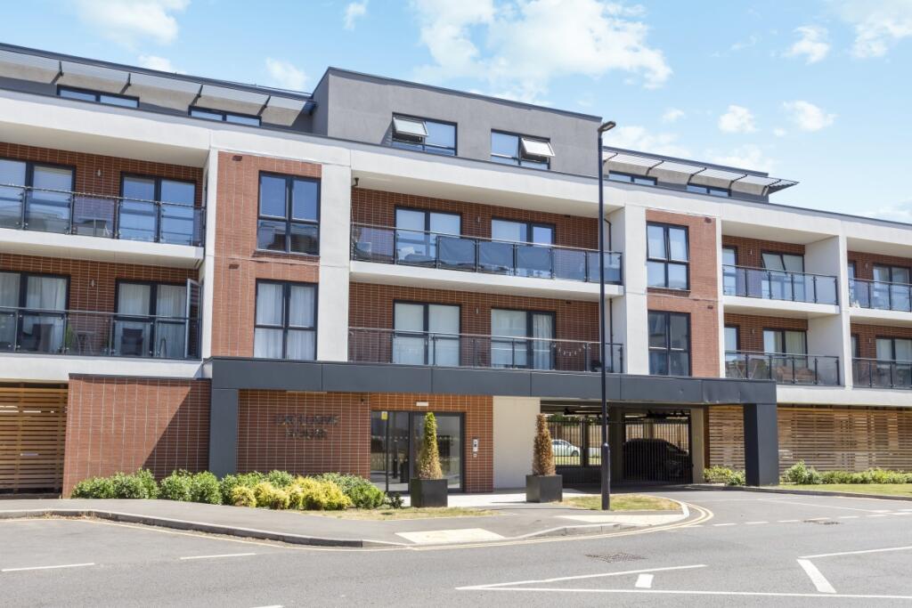 2 bed Apartment for rent in Maidenhead. From Hamptons - Maidenhead