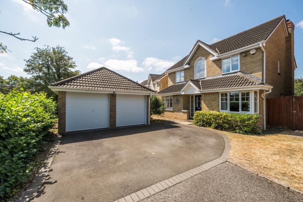 4 bed Detached for rent in Woolley Green. From Hamptons - Maidenhead 4 bed Detached for rent in Woolley Green. From Hamptons - Maidenhead