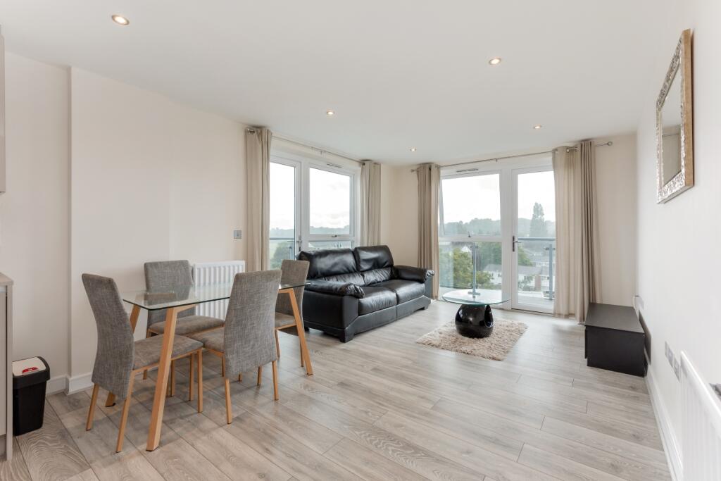 2 bed Apartment for rent in Maidenhead. From Hamptons - Maidenhead