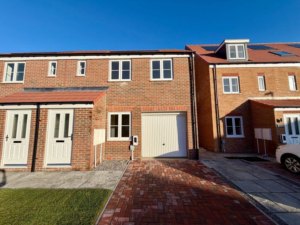 3 bed Semi Detached for rent in . From ElliotLee - Rayners Lane