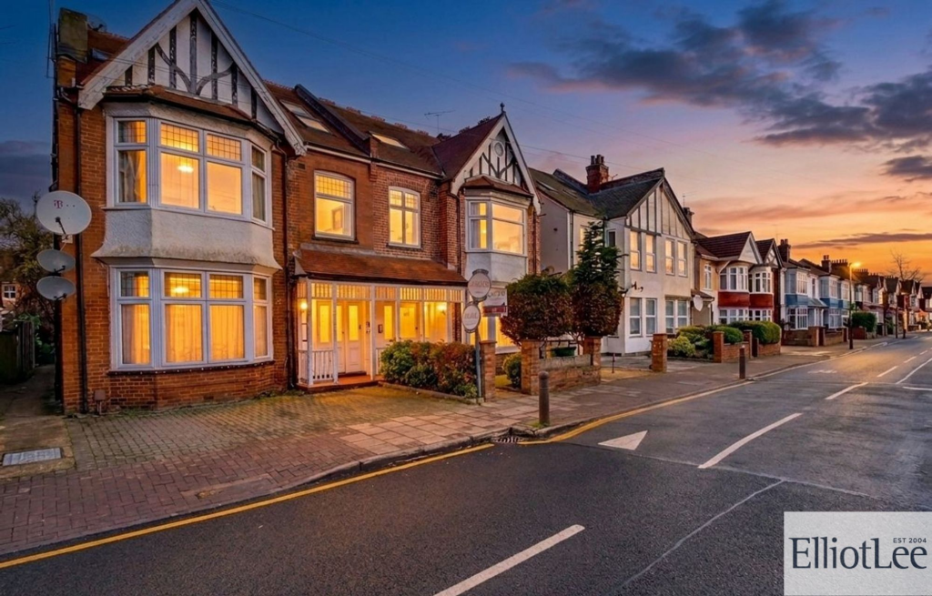 1 bed Apartment for rent in Harrow. From ElliotLee - Rayners Lane