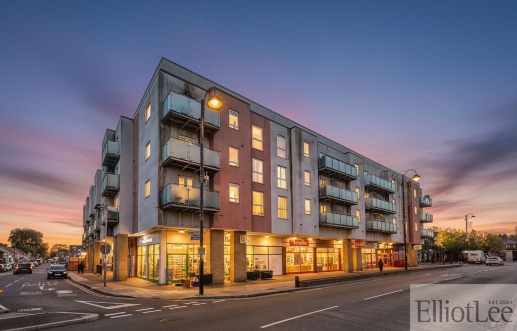 1 bed 1st Floor Flat for rent in Yiewsley. From ElliotLee - Rayners Lane 1 bed 1st Floor Flat for rent in Yiewsley. From ElliotLee - Rayners Lane
