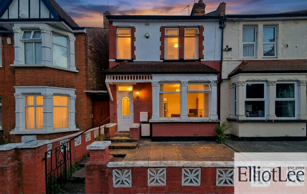 1 bed Apartment for rent in Harrow. From ElliotLee - Rayners Lane 1 bed Apartment for rent in Harrow. From ElliotLee - Rayners Lane