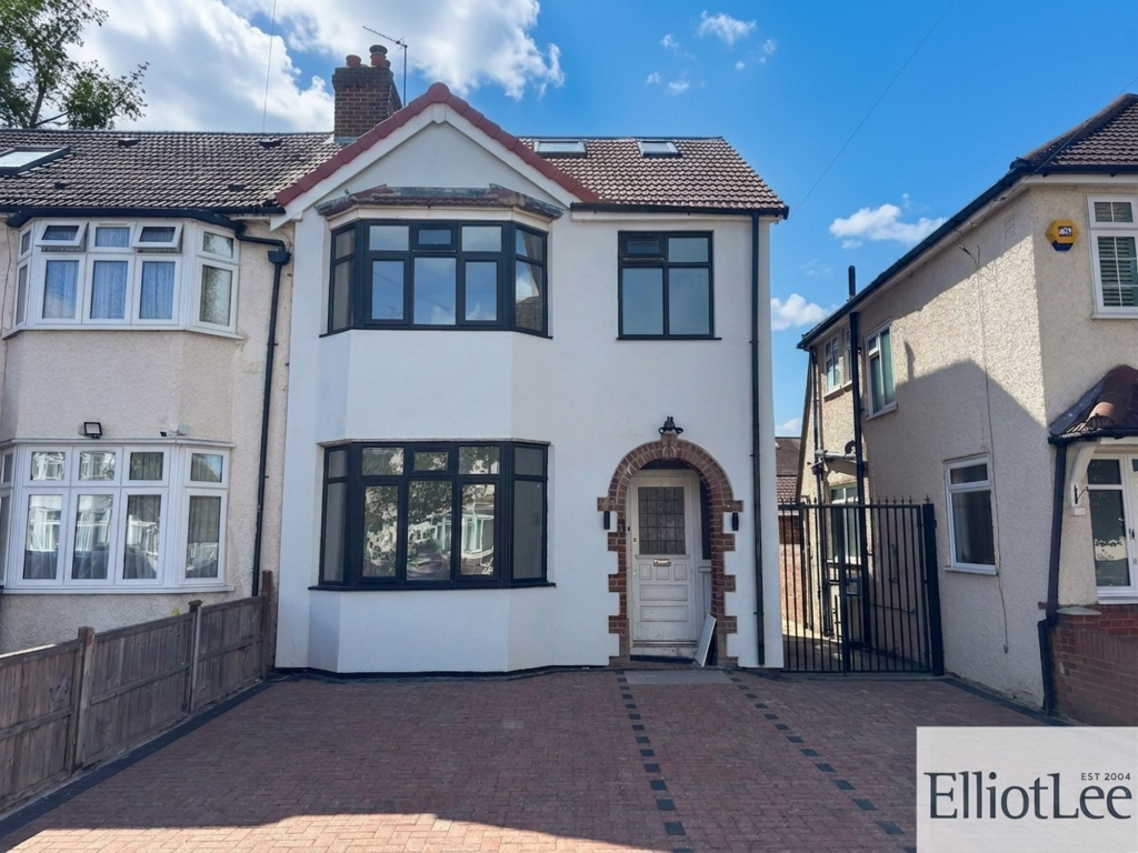 2 bed Annexe for rent in Southall. From ElliotLee - Rayners Lane