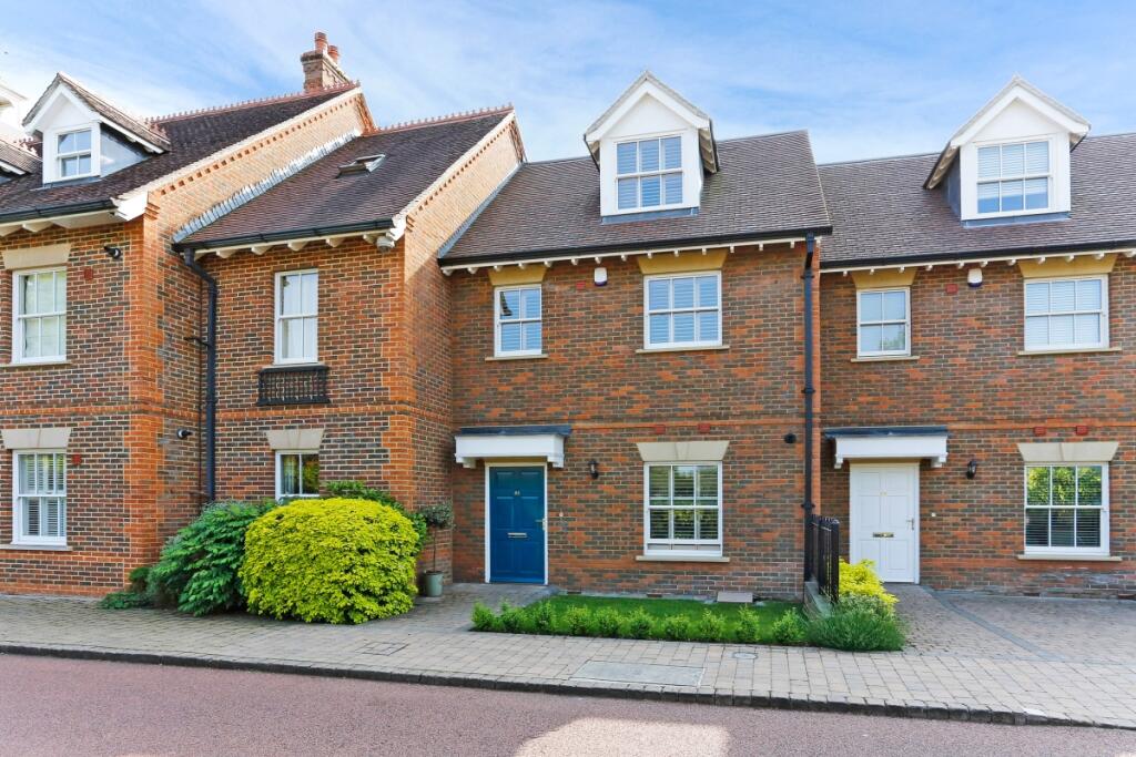 3 bed Mid Terraced House for rent in Marlow. From Hamptons - Marlow 3 bed Mid Terraced House for rent in Marlow. From Hamptons - Marlow