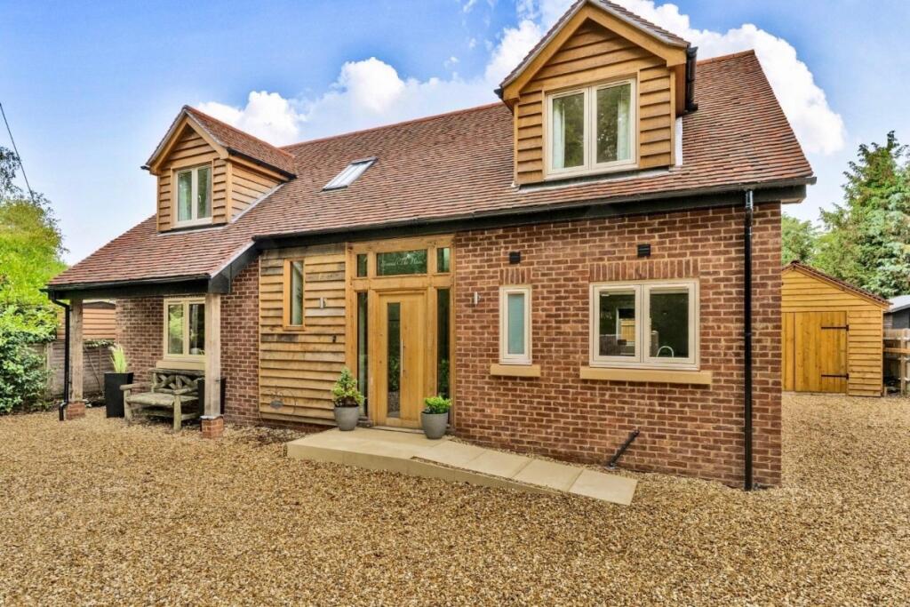 3 bed Detached for rent in Silchester. From Hamptons - Newbury