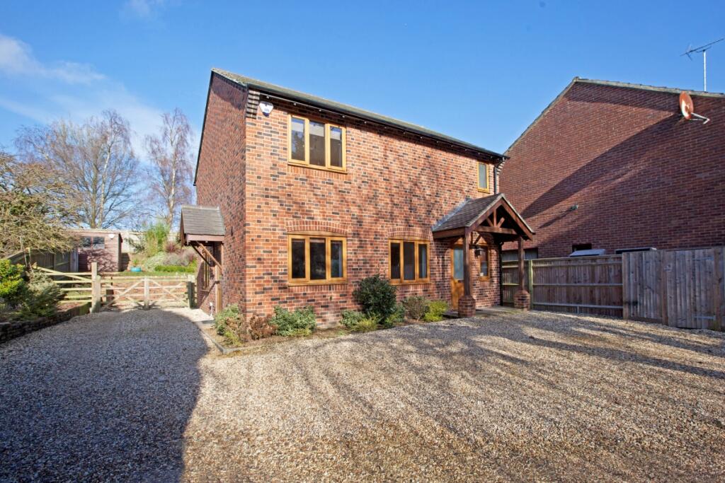 3 bed Detached for rent in Wickham. From Hamptons - Newbury 3 bed Detached for rent in Wickham. From Hamptons - Newbury