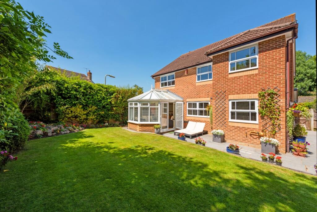 5 bed Detached for rent in Newnham. From Hamptons - Newbury