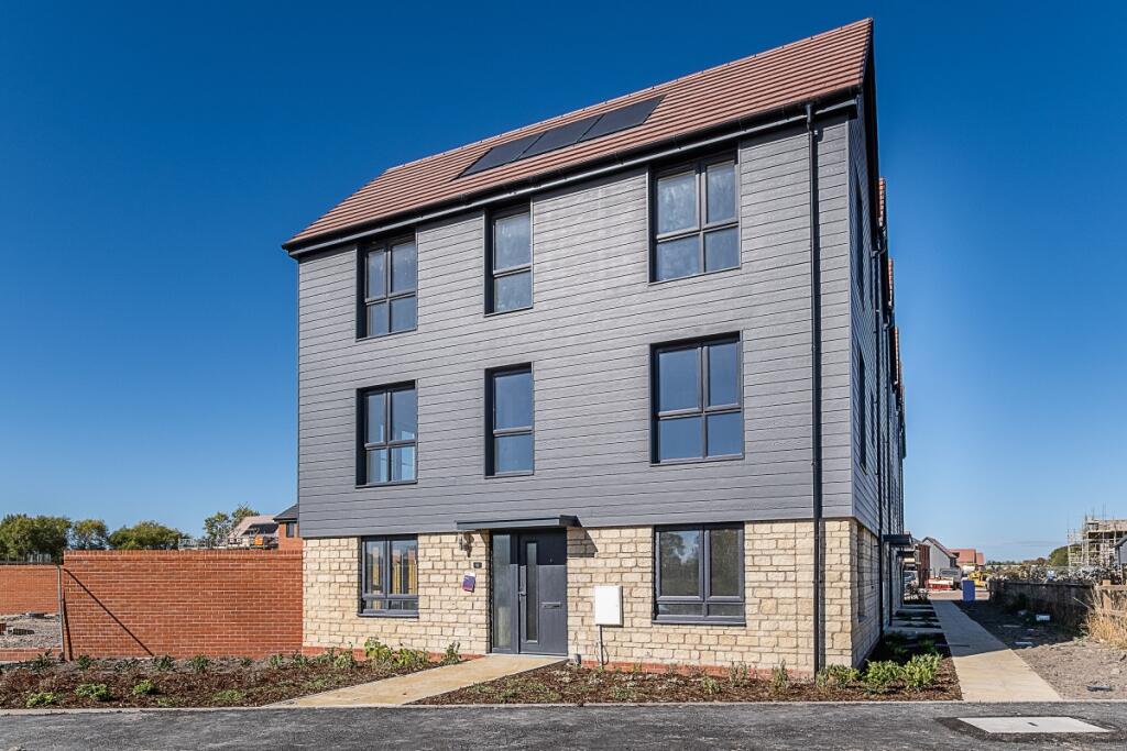 3 bed End of Terrace for rent in Upton. From Hamptons - Newbury