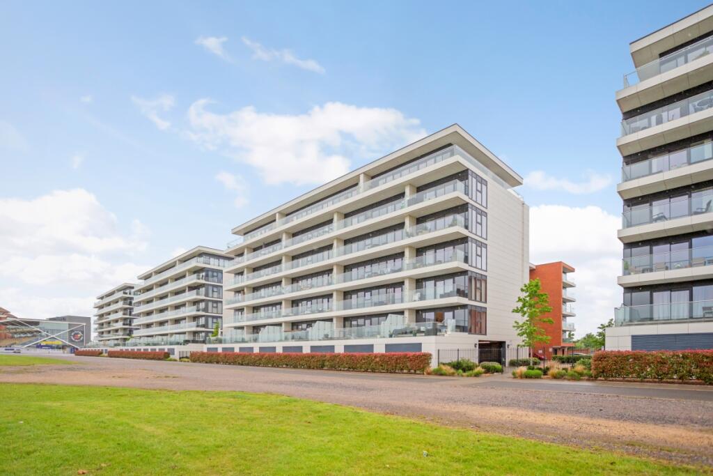 3 bed 1st Floor Flat for rent in Greenham. From Hamptons - Newbury 3 bed 1st Floor Flat for rent in Greenham. From Hamptons - Newbury