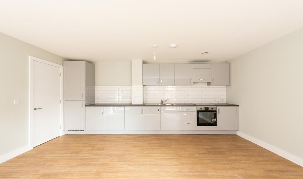 1 bed 1st Floor Flat for rent in Newbury. From Hamptons - Newbury 1 bed 1st Floor Flat for rent in Newbury. From Hamptons - Newbury