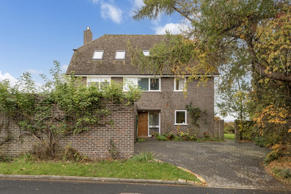 5 bed Detached for rent in Elsfield. From Hamptons - Oxford