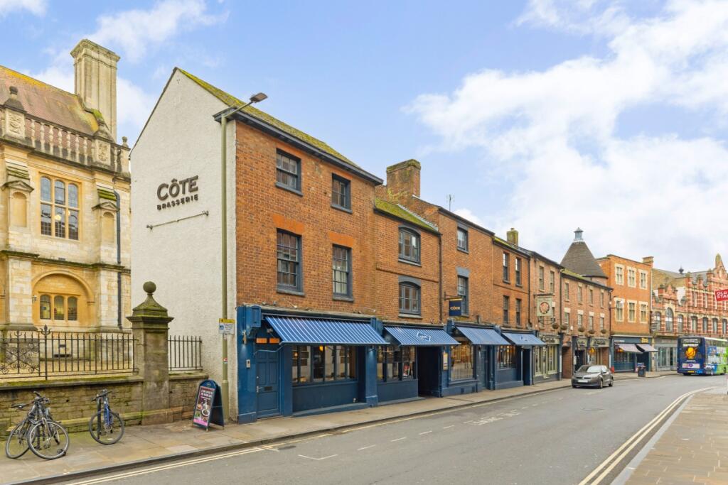 2 bed 1st Floor Flat for rent in Oxford. From Hamptons - Oxford