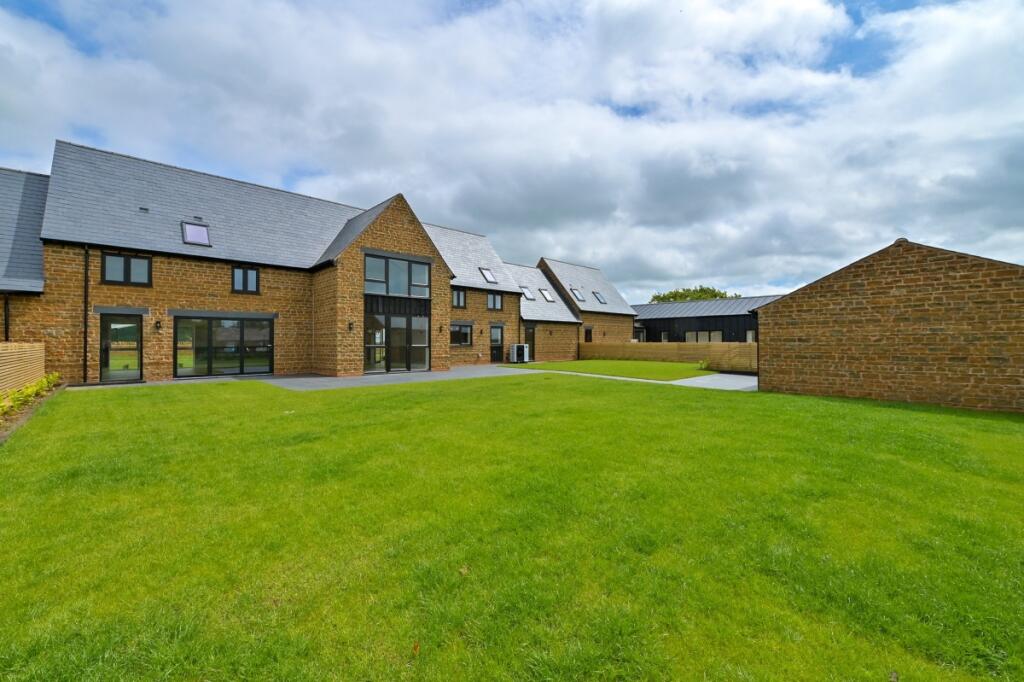5 bed Detached for rent in Alkerton. From Hamptons - Oxford 5 bed Detached for rent in Alkerton. From Hamptons - Oxford