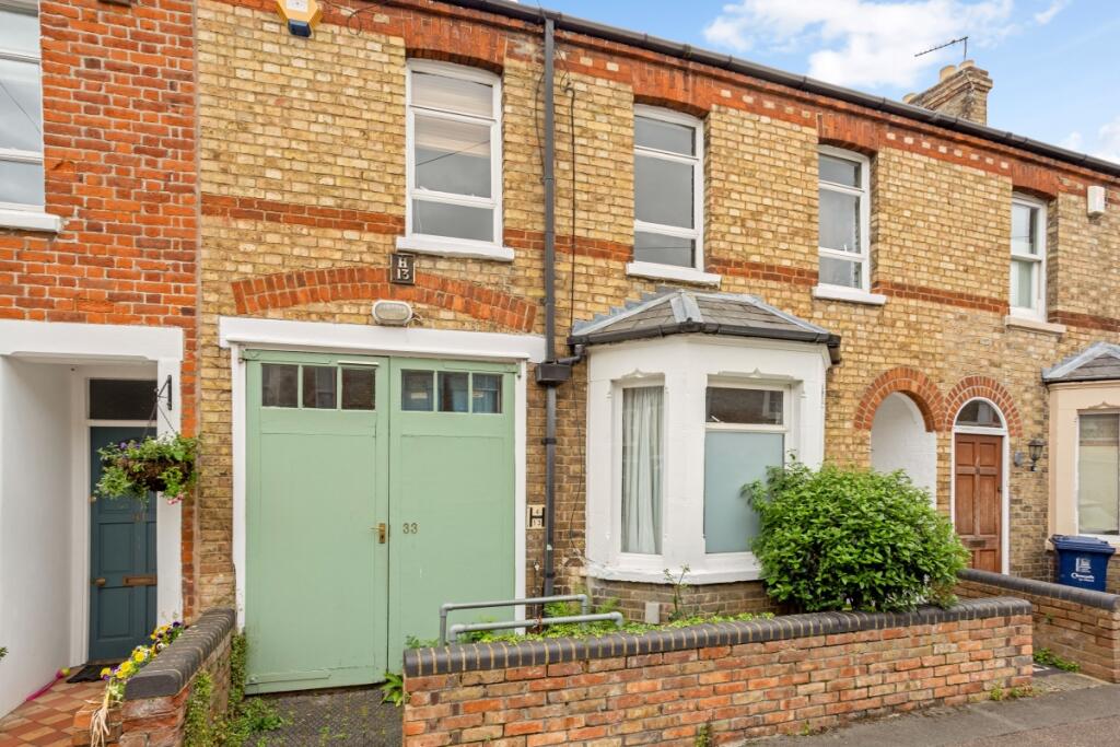 5 bed Mid Terraced House for rent in Oxford. From Hamptons - Oxford 5 bed Mid Terraced House for rent in Oxford. From Hamptons - Oxford