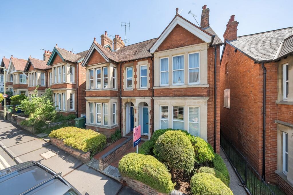 3 bed Semi Detached for rent in Sandford-on-Thames. From Hamptons - Oxford 3 bed Semi Detached for rent in Sandford-on-Thames. From Hamptons - Oxford