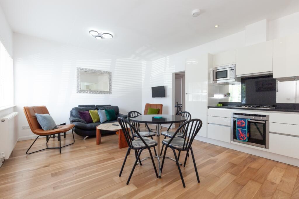 2 bed 1st Floor Flat for rent in Elsfield. From Hamptons - Oxford 2 bed 1st Floor Flat for rent in Elsfield. From Hamptons - Oxford