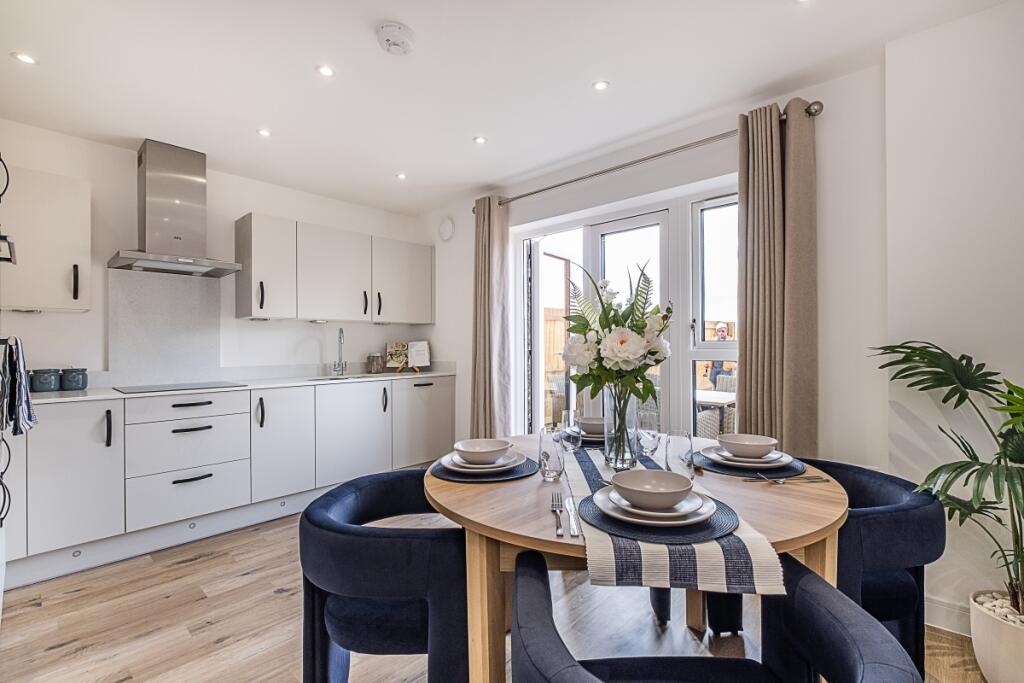 3 bed Detached for rent in Upton. From Hamptons - Oxford 3 bed Detached for rent in Upton. From Hamptons - Oxford