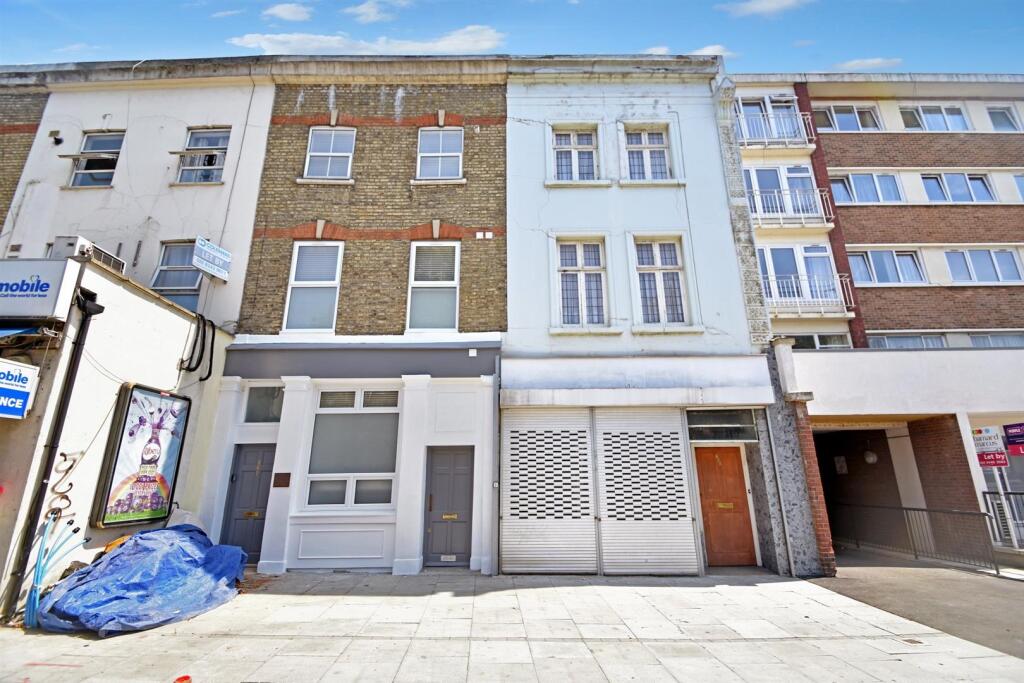 4 bed 1st Floor Flat for rent in Finchley. From Finchleys - Finchley