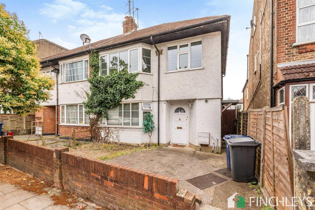2 bed 1st Floor Flat for rent in Finchley. From Finchleys - Finchley