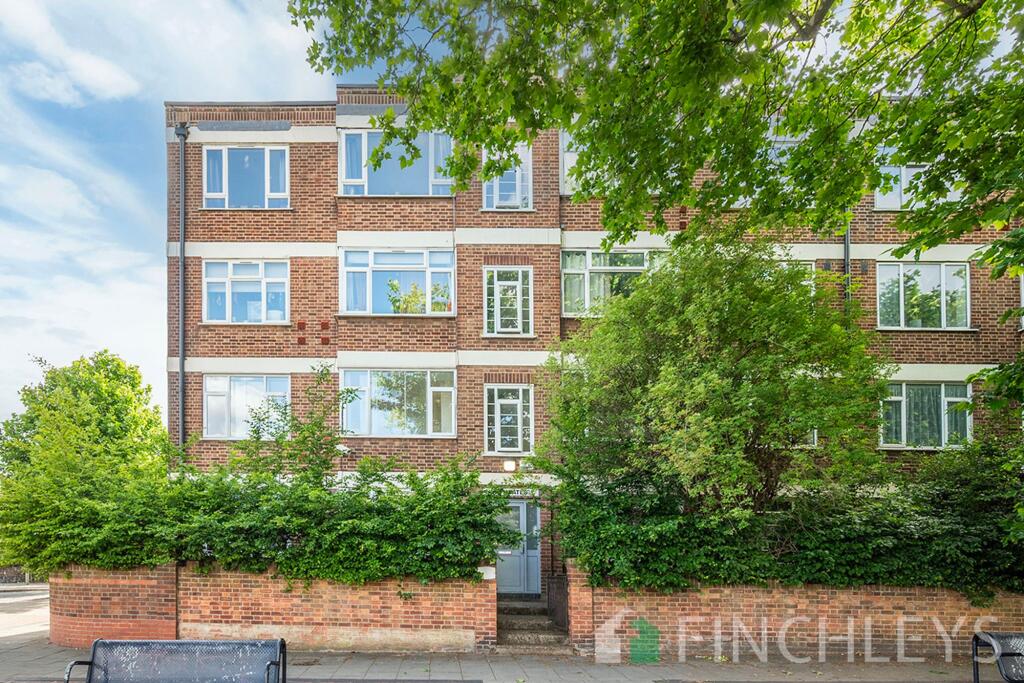 2 bed 1st Floor Flat for rent in Friern Barnet. From Finchleys - Finchley