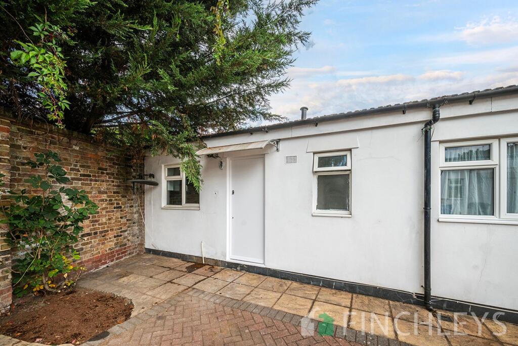 1 bed 1st Floor Flat for rent in Finchley. From Finchleys - Finchley