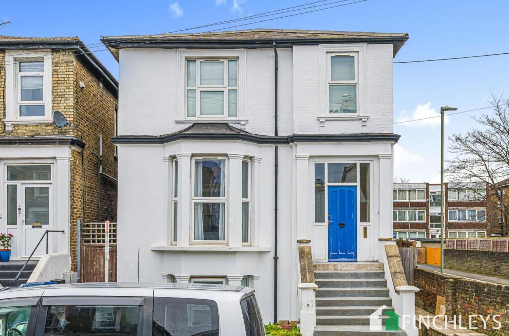 2 bed 1st Floor Flat for rent in London. From Finchleys - Finchley