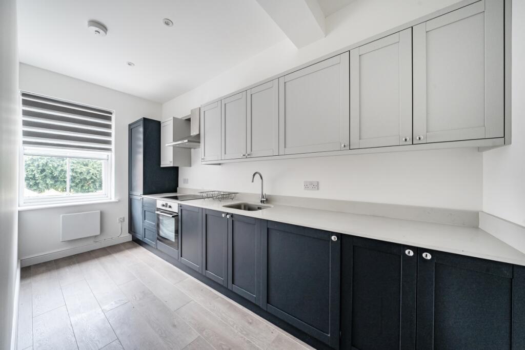 1 bed 1st Floor Flat for rent in Reigate. From Hamptons - Reigate