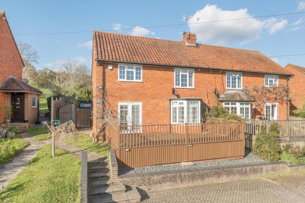 4 bed Mid Terraced House for rent in Underriver. From Hamptons - Sevenoaks