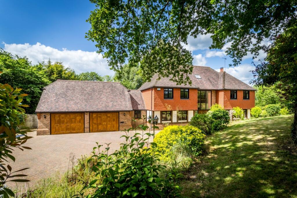 6 bed Detached for rent in Sevenoaks Weald. From Hamptons - Sevenoaks 6 bed Detached for rent in Sevenoaks Weald. From Hamptons - Sevenoaks