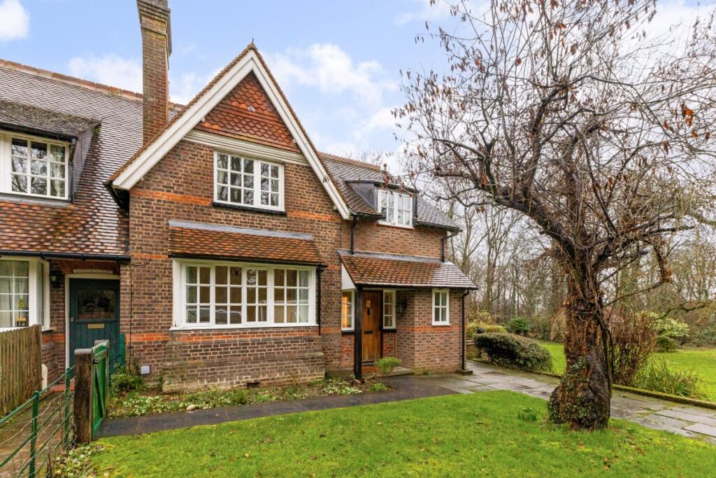 4 bed Semi Detached for rent in Bulstrode. From Hamptons - St Albans 4 bed Semi Detached for rent in Bulstrode. From Hamptons - St Albans