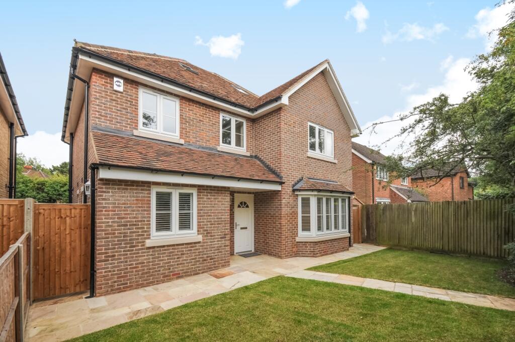 4 bed Detached for rent in St Albans. From Hamptons - St Albans