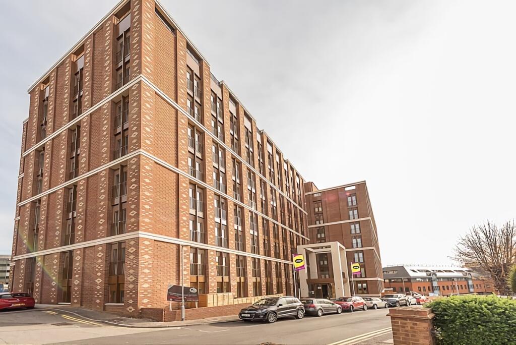 4 bed Apartment for rent in St Albans. From Hamptons - St Albans