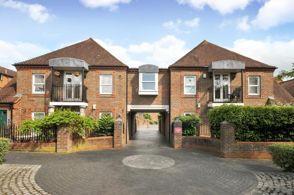 2 bed Apartment for rent in St Albans. From Hamptons - St Albans