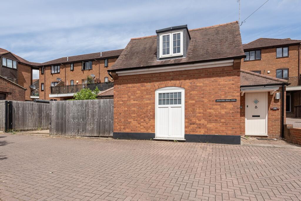 2 bed Detached for rent in St Albans. From Hamptons - St Albans