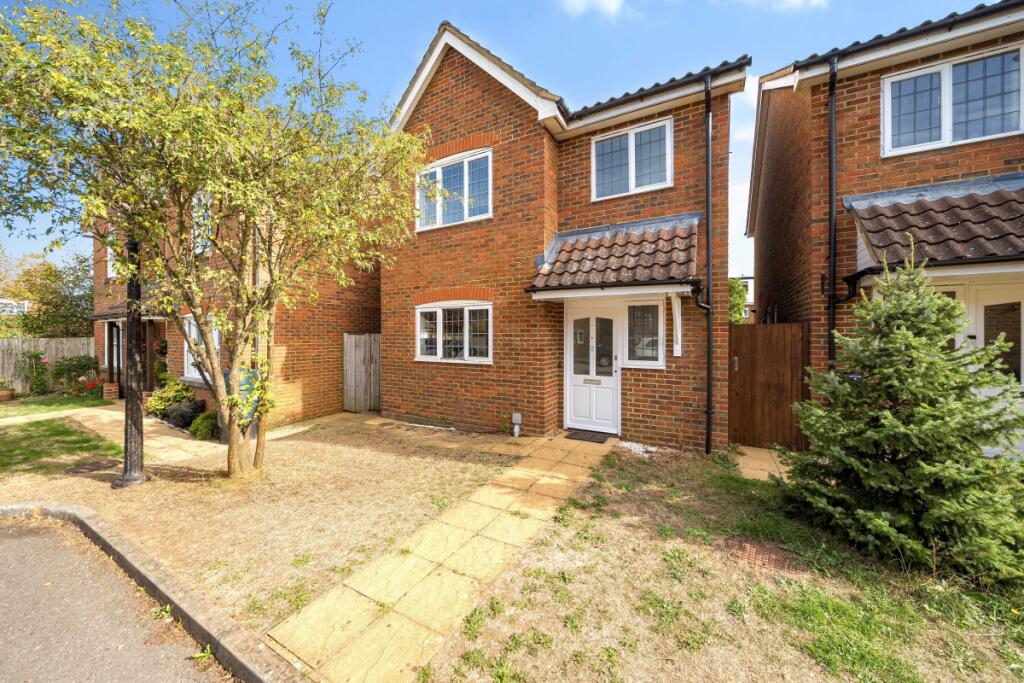 3 bed Detached for rent in Tyttenhanger. From Hamptons - St Albans