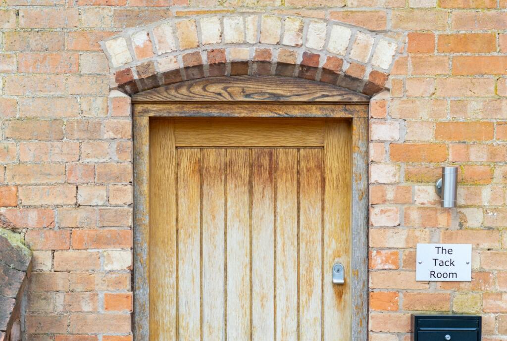 1 bed Semi Detached for rent in Stratford-upon-Avon. From Hamptons - Stratford-upon-Avon