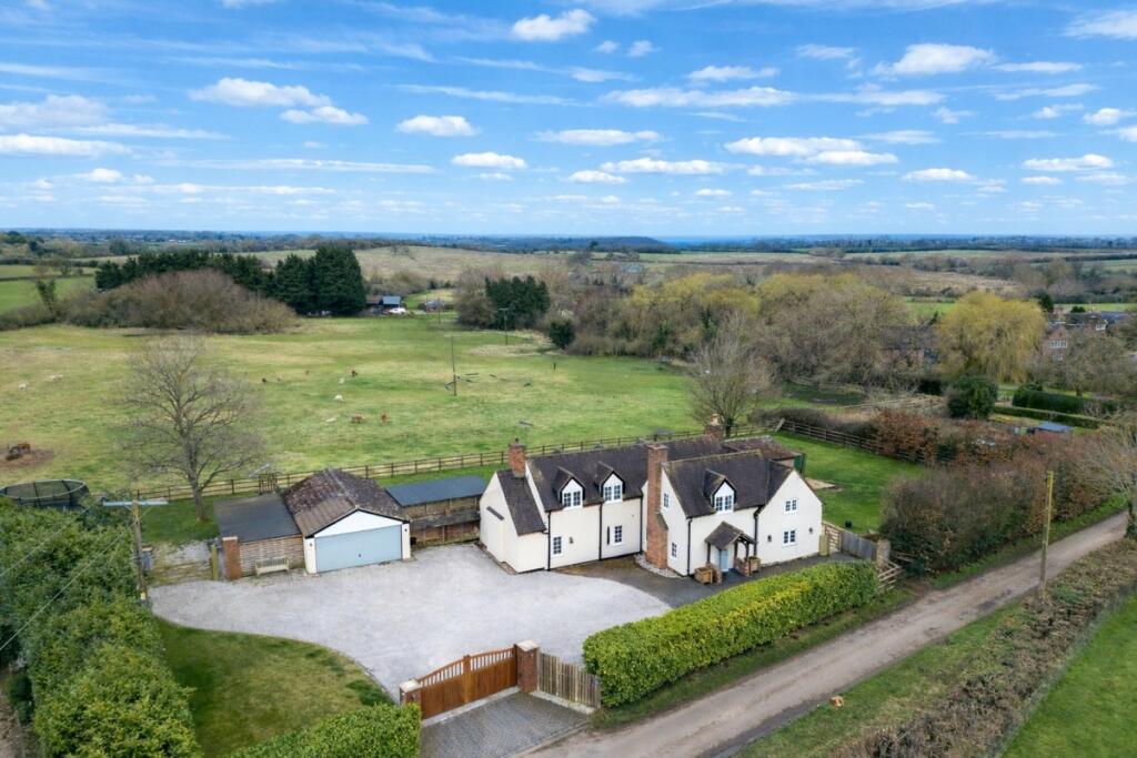 4 bed Detached for rent in Little Alne. From Hamptons - Stratford-upon-Avon