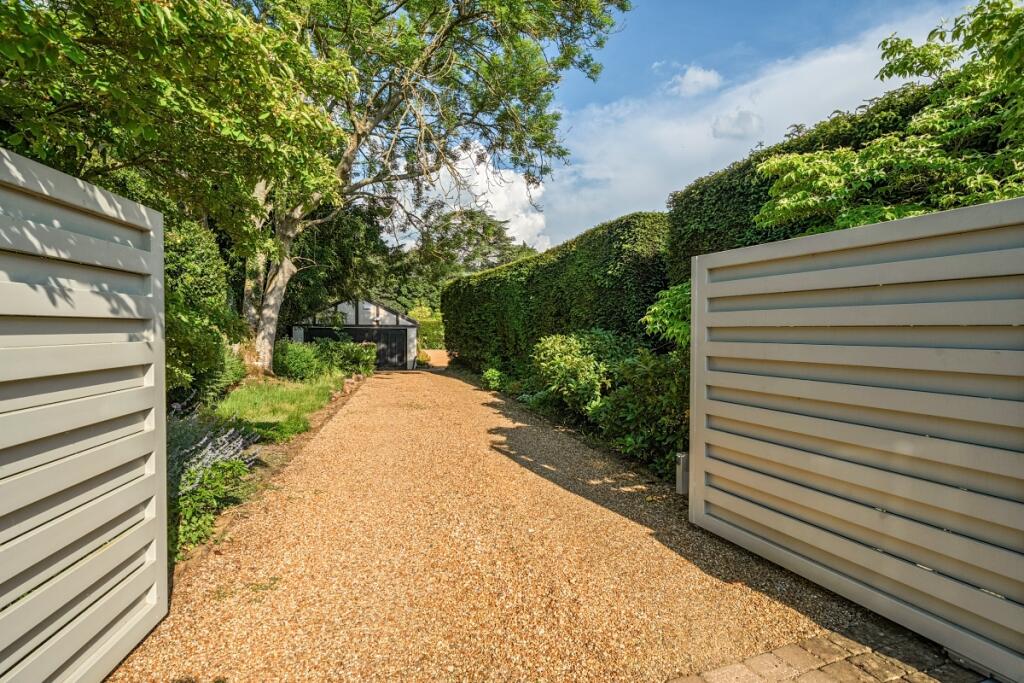 5 bed Detached for rent in Moreton Paddox. From Hamptons - Stratford-upon-Avon 5 bed Detached for rent in Moreton Paddox. From Hamptons - Stratford-upon-Avon