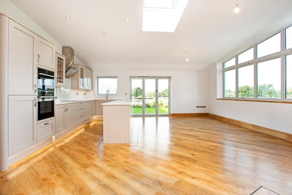 4 bed Semi Detached for rent in Henley-In-Arden. From Hamptons - Stratford-upon-Avon 4 bed Semi Detached for rent in Henley-In-Arden. From Hamptons - Stratford-upon-Avon