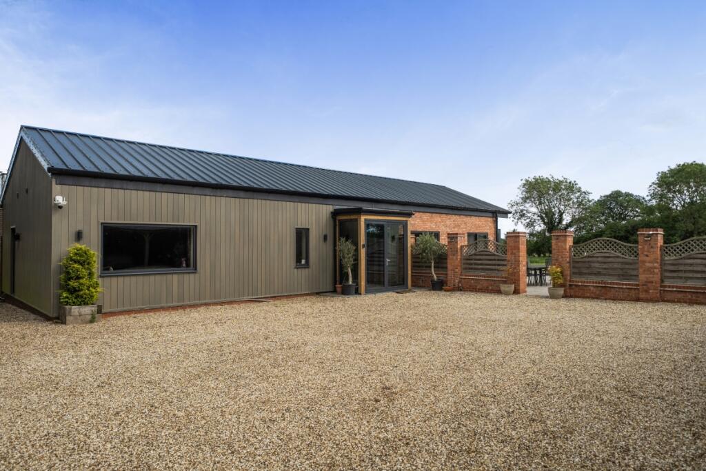 4 bed Detached for rent in Five Ways. From Hamptons - Stratford-upon-Avon