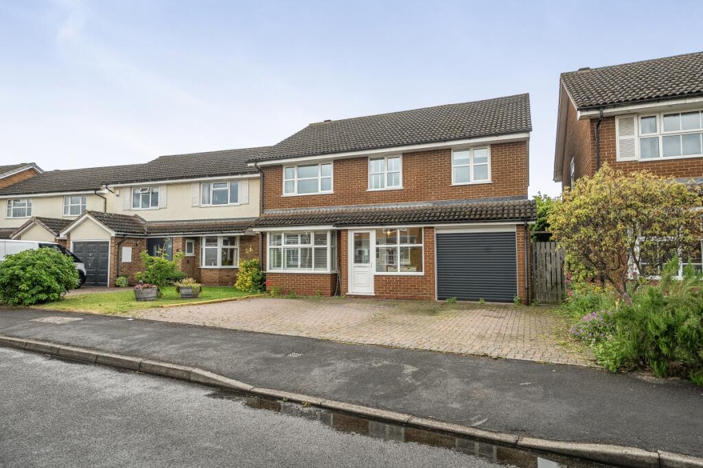 5 bed Detached for rent in Stratford-upon-Avon. From Hamptons - Stratford-upon-Avon 5 bed Detached for rent in Stratford-upon-Avon. From Hamptons - Stratford-upon-Avon