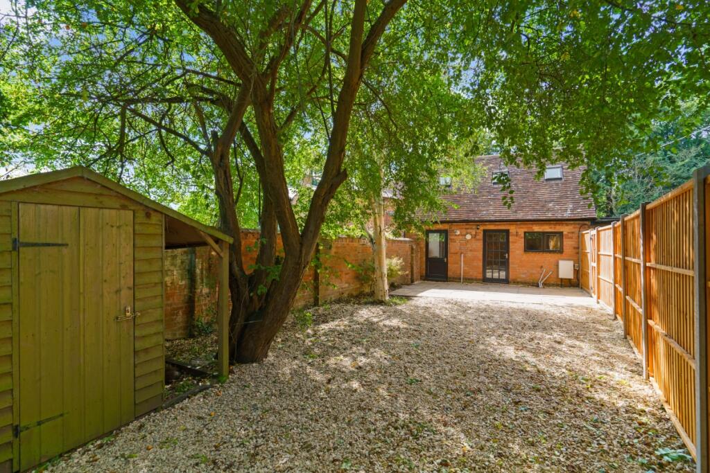 1 bed Detached for rent in Warwick. From Hamptons - Stratford-upon-Avon 1 bed Detached for rent in Warwick. From Hamptons - Stratford-upon-Avon