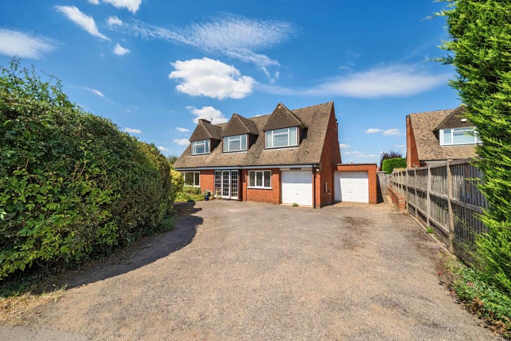 4 bed Detached for rent in Welford-on-Avon. From Hamptons - Stratford-upon-Avon