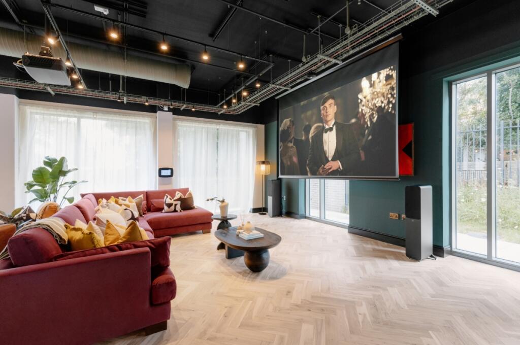 1 bed Apartment for rent in Birmingham. From Hamptons - Stratford-upon-Avon 1 bed Apartment for rent in Birmingham. From Hamptons - Stratford-upon-Avon
