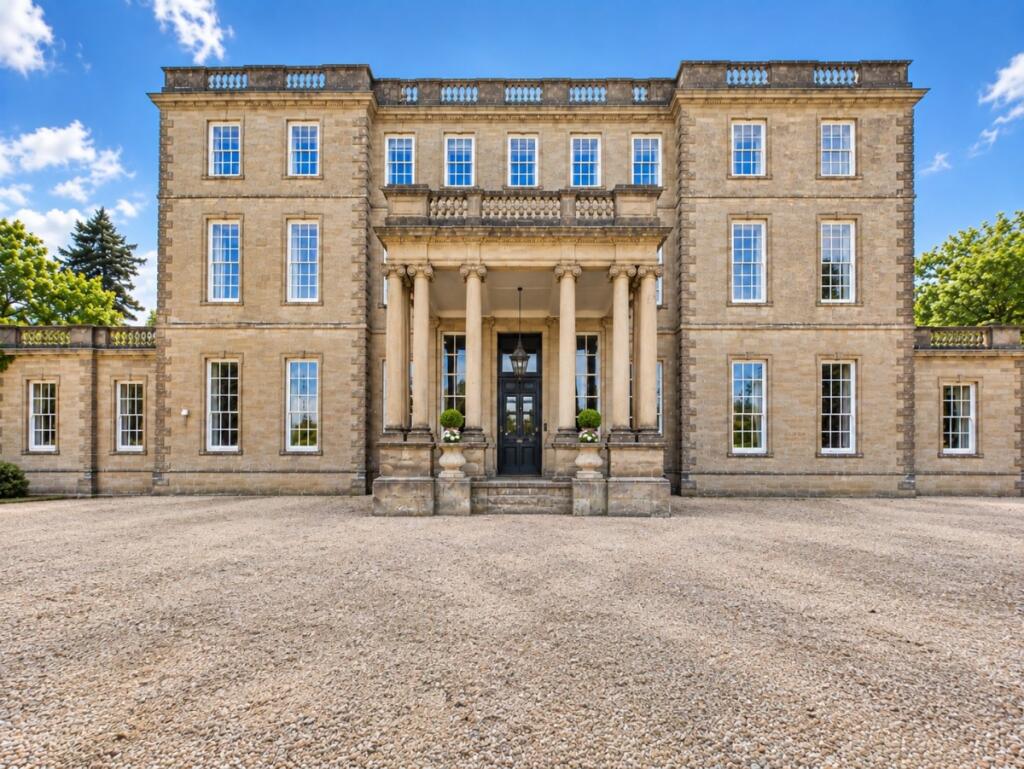 4 bed 1st Floor Flat for rent in Tanworth-in-Arden. From Hamptons - Stratford-upon-Avon 4 bed 1st Floor Flat for rent in Tanworth-in-Arden. From Hamptons - Stratford-upon-Avon