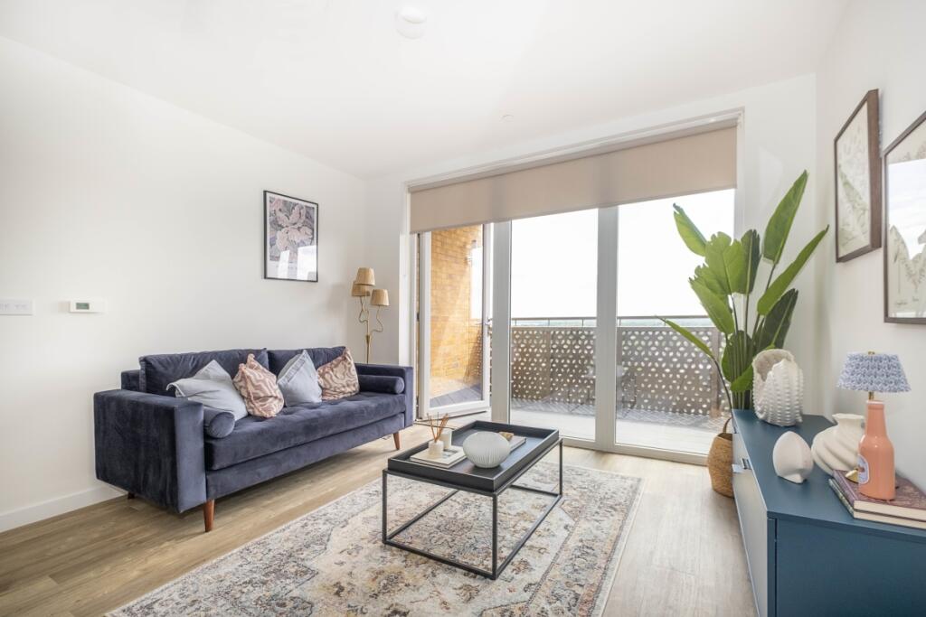 1 bed Apartment for rent in . From Hamptons - Sunningdale