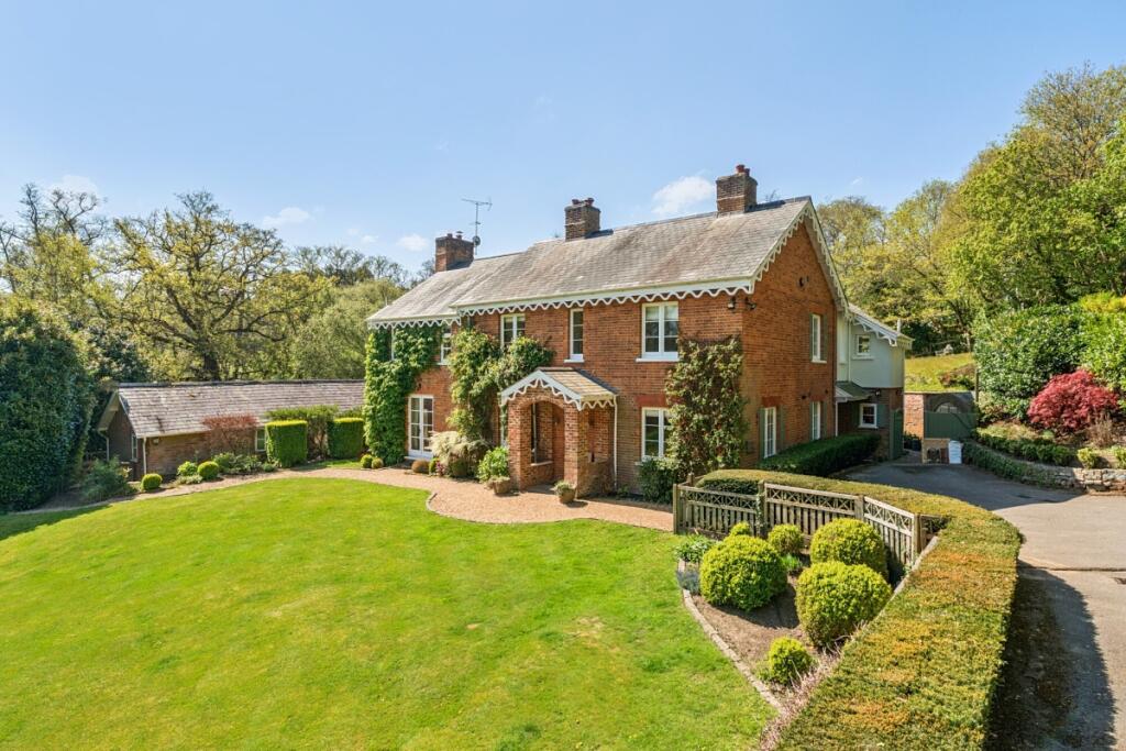 4 bed Detached for rent in Trumps Green. From Hamptons - Sunningdale